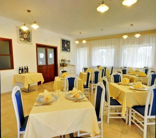 Hotel Ristorante Il Vascello Costa Rei Eksteriør billede