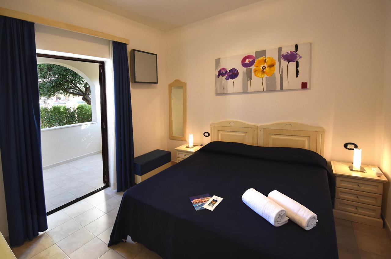Hotel Ristorante Il Vascello Costa Rei Eksteriør billede