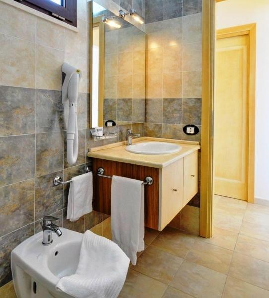 Hotel Ristorante Il Vascello Costa Rei Eksteriør billede